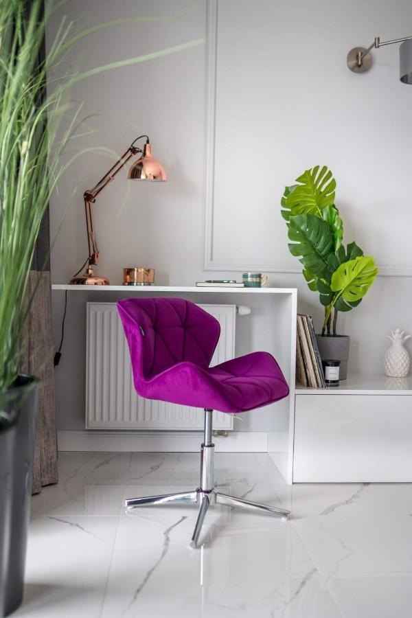 Apartament Marcelin Gold Wes Quality Suite พอซนาน ภายนอก รูปภาพ