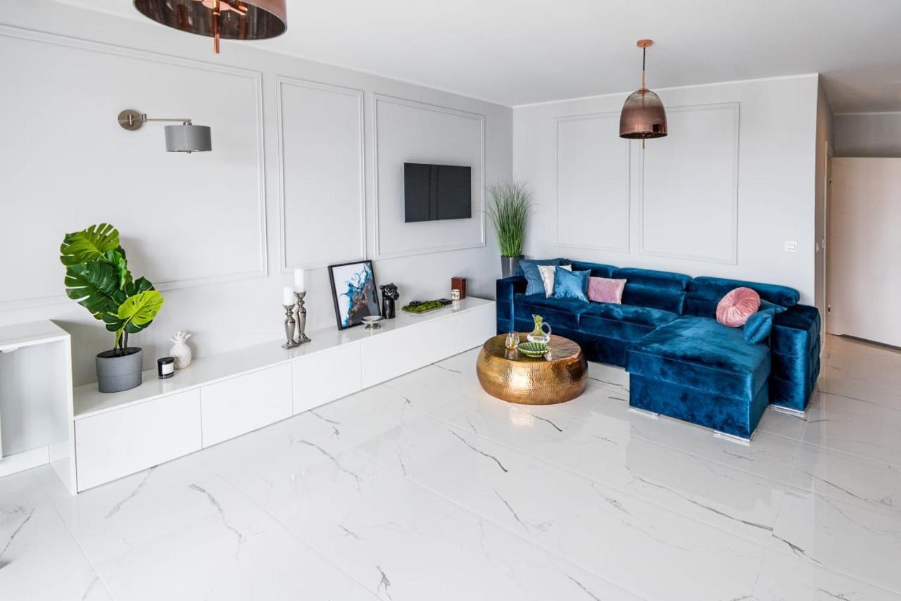 Apartament Marcelin Gold Wes Quality Suite พอซนาน ภายนอก รูปภาพ